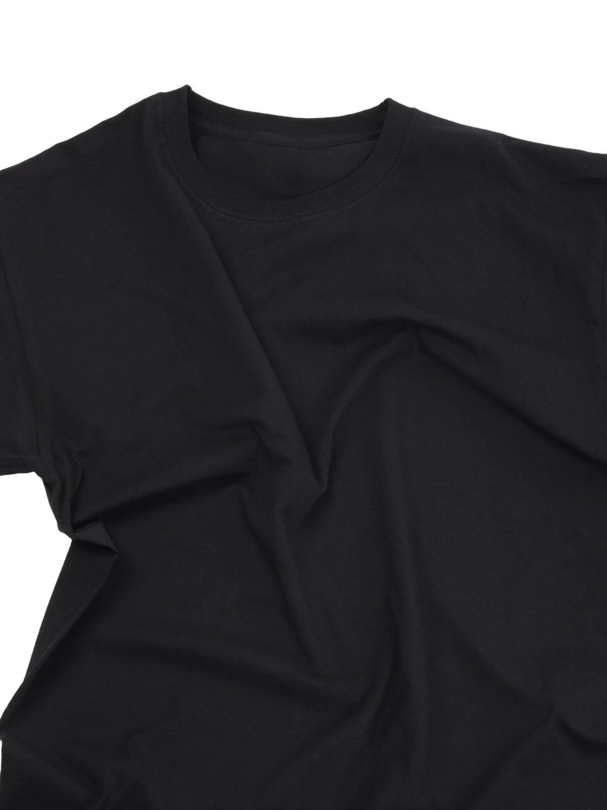 Camiseta negra de algodón — detalle