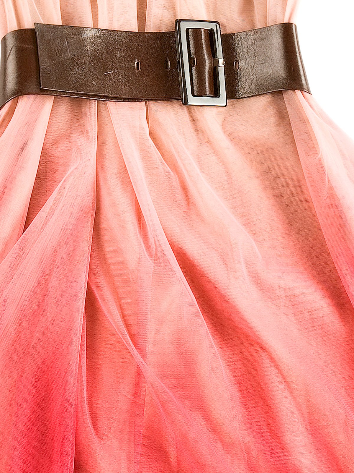 Vestido de tul degradado — detalle del tejido